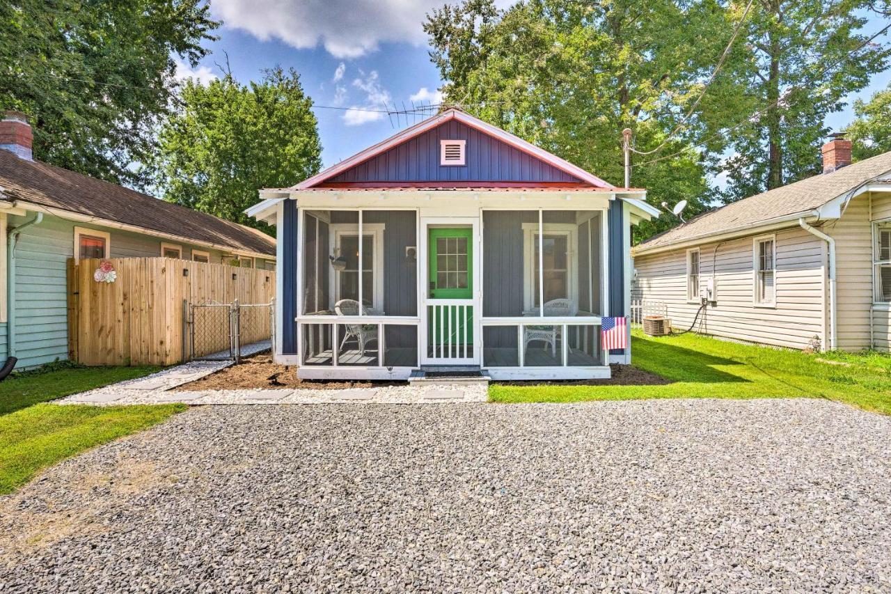 Chic Cottage With Private Yard Steps To Beach! Colonial Beach Exteriér fotografie